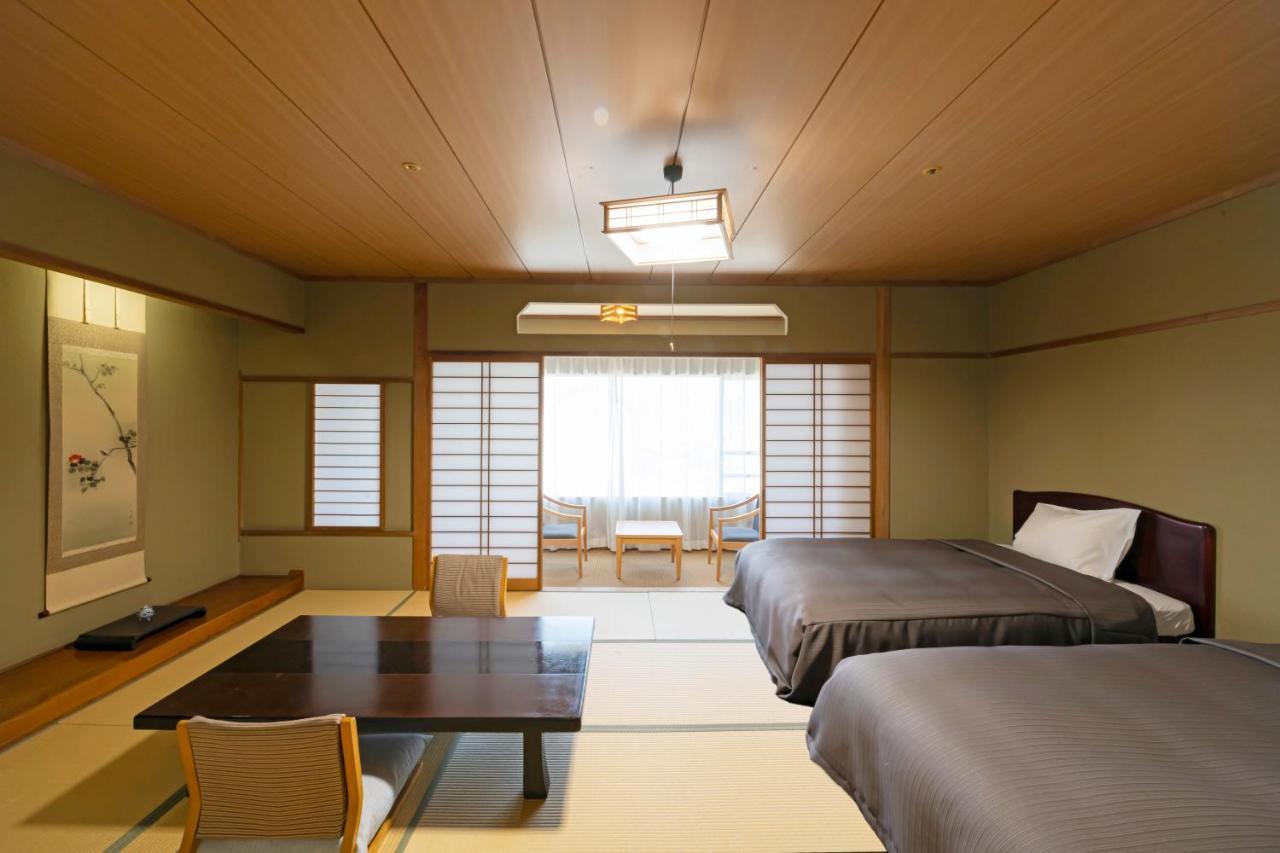 Isawa Tokiwa Hotel Fuefuki Esterno foto
