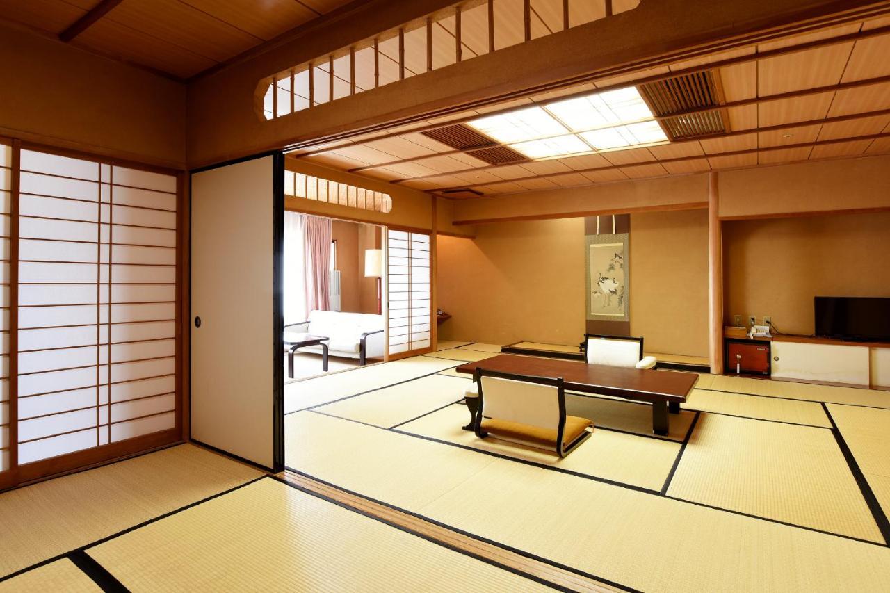 Isawa Tokiwa Hotel Fuefuki Esterno foto