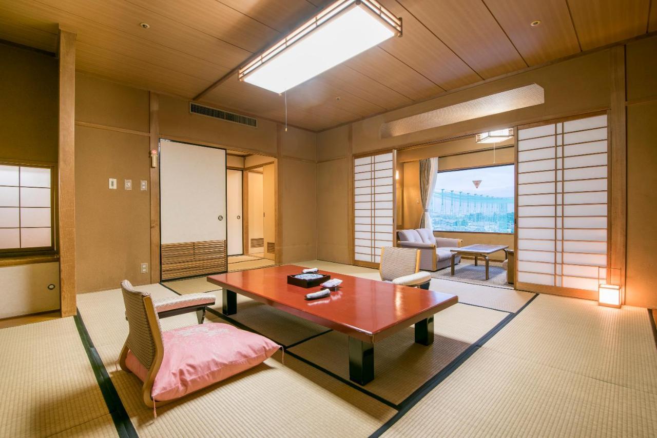 Isawa Tokiwa Hotel Fuefuki Esterno foto