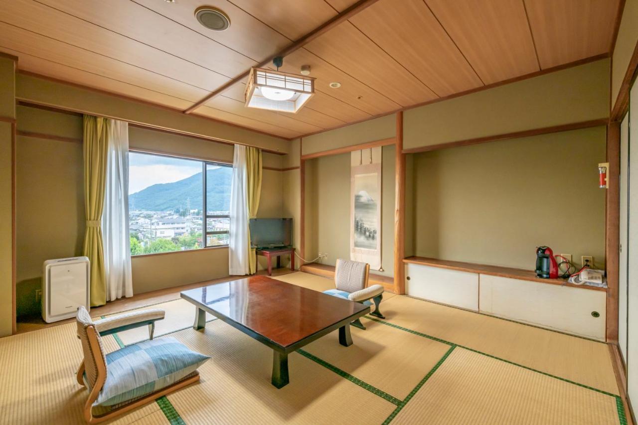 Isawa Tokiwa Hotel Fuefuki Esterno foto